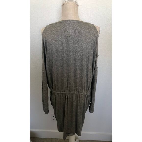 Chaser Gray and Silver Sparkle Cold Shoulder Tunic Top - M - Picture 4 of 4